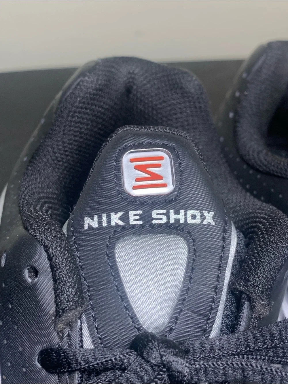 Youth Nike Shox Sneakers (Size 5Y US) Great Condition